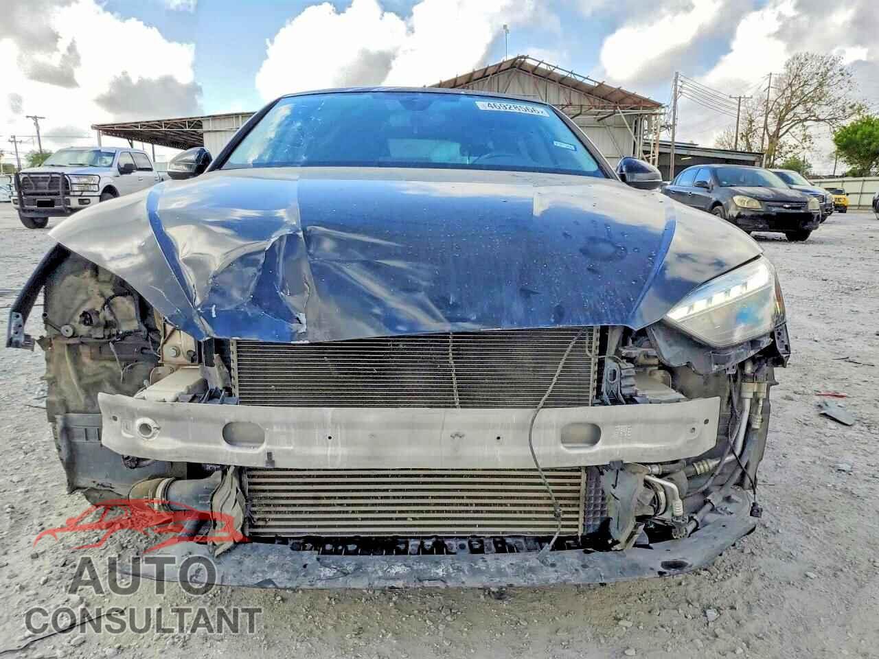 AUDI A5 2022 - WAUCBCF51NA003984