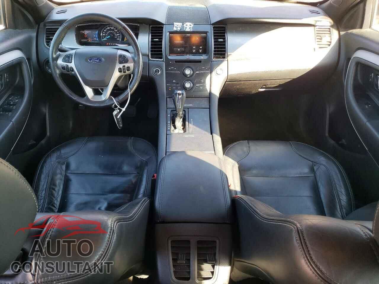 FORD TAURUS 2015 - 1FAHP2E86FG189784