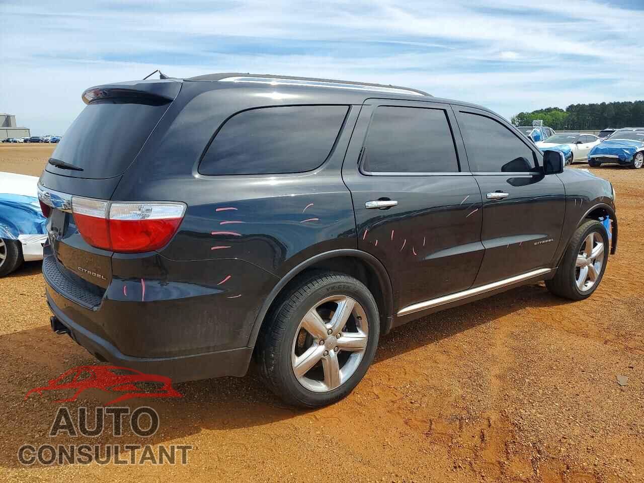 DODGE DURANGO 2013 - 1C4SDHET8DC637494