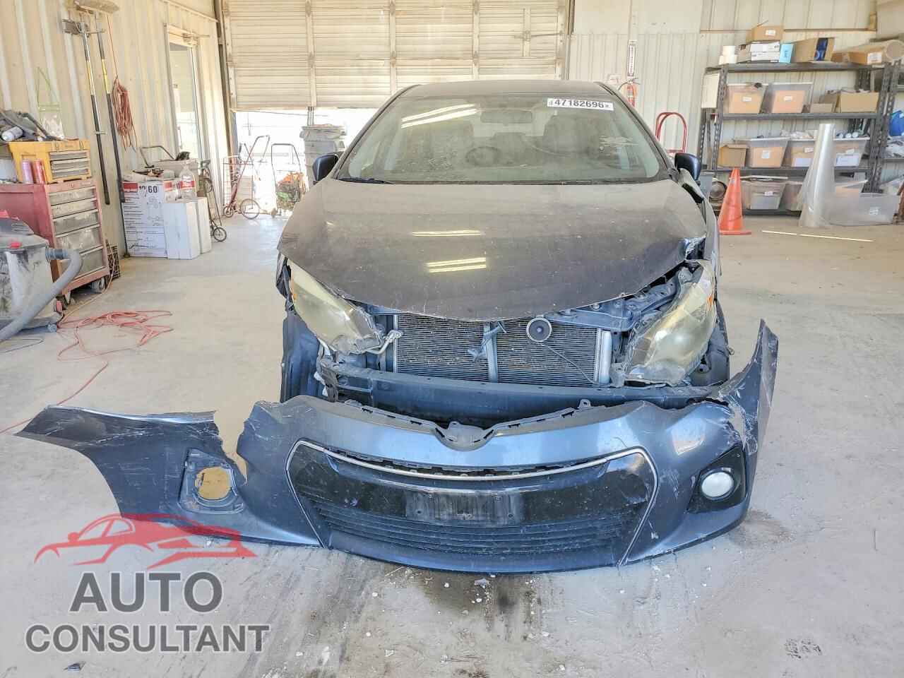 TOYOTA COROLLA 2015 - 5YFBURHE7FP340147
