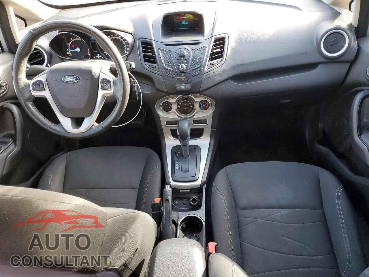 FORD FIESTA 2015 - 3FADP4EJ2FM153237
