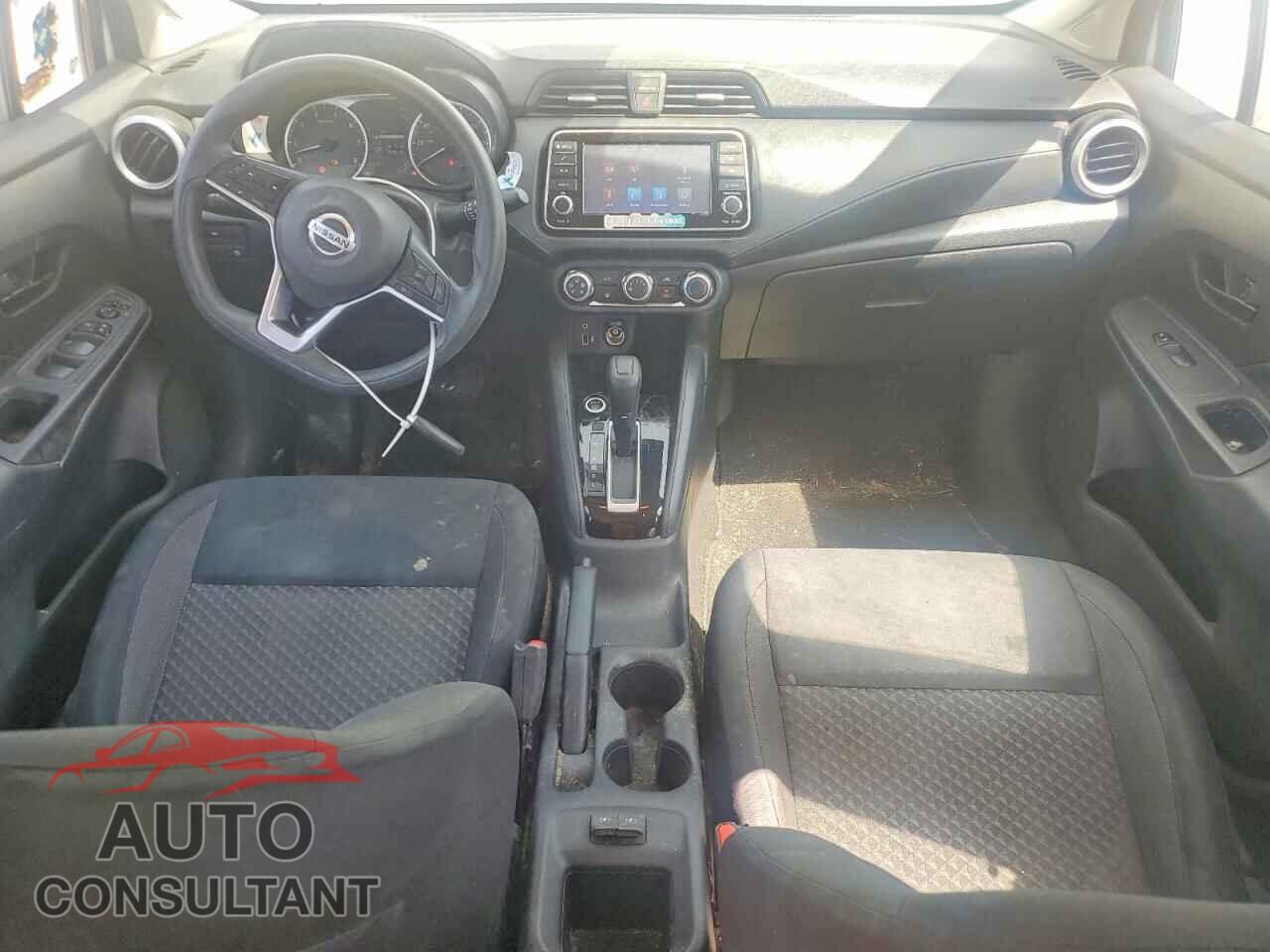 NISSAN VERSA 2020 - 3N1CN8DV3LL802409
