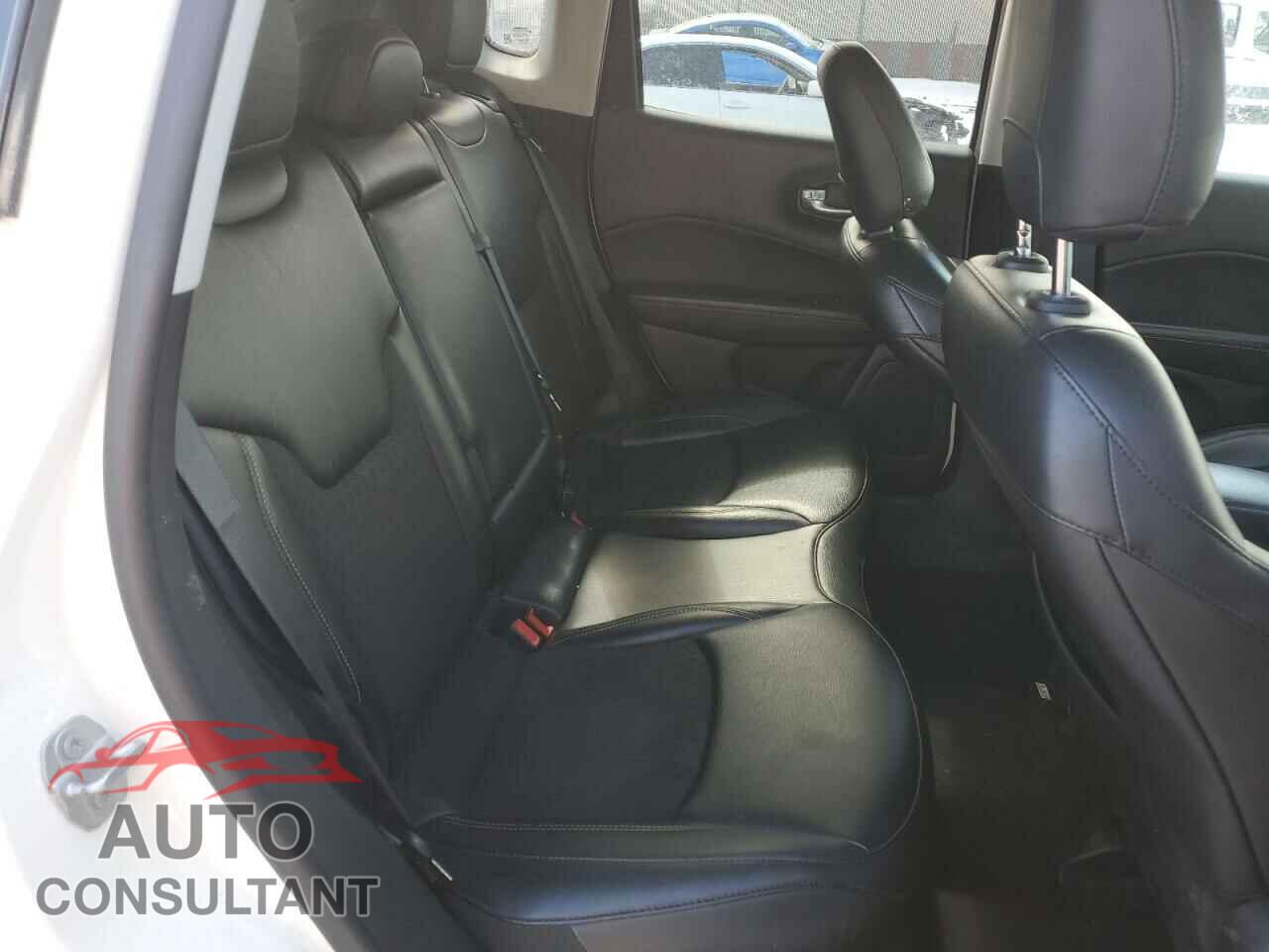 JEEP COMPASS 2021 - 3C4NJDBB8MT551018