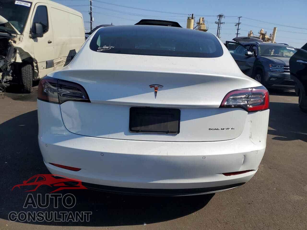 TESLA MODEL 3 2020 - 5YJ3E1EB3LF650011