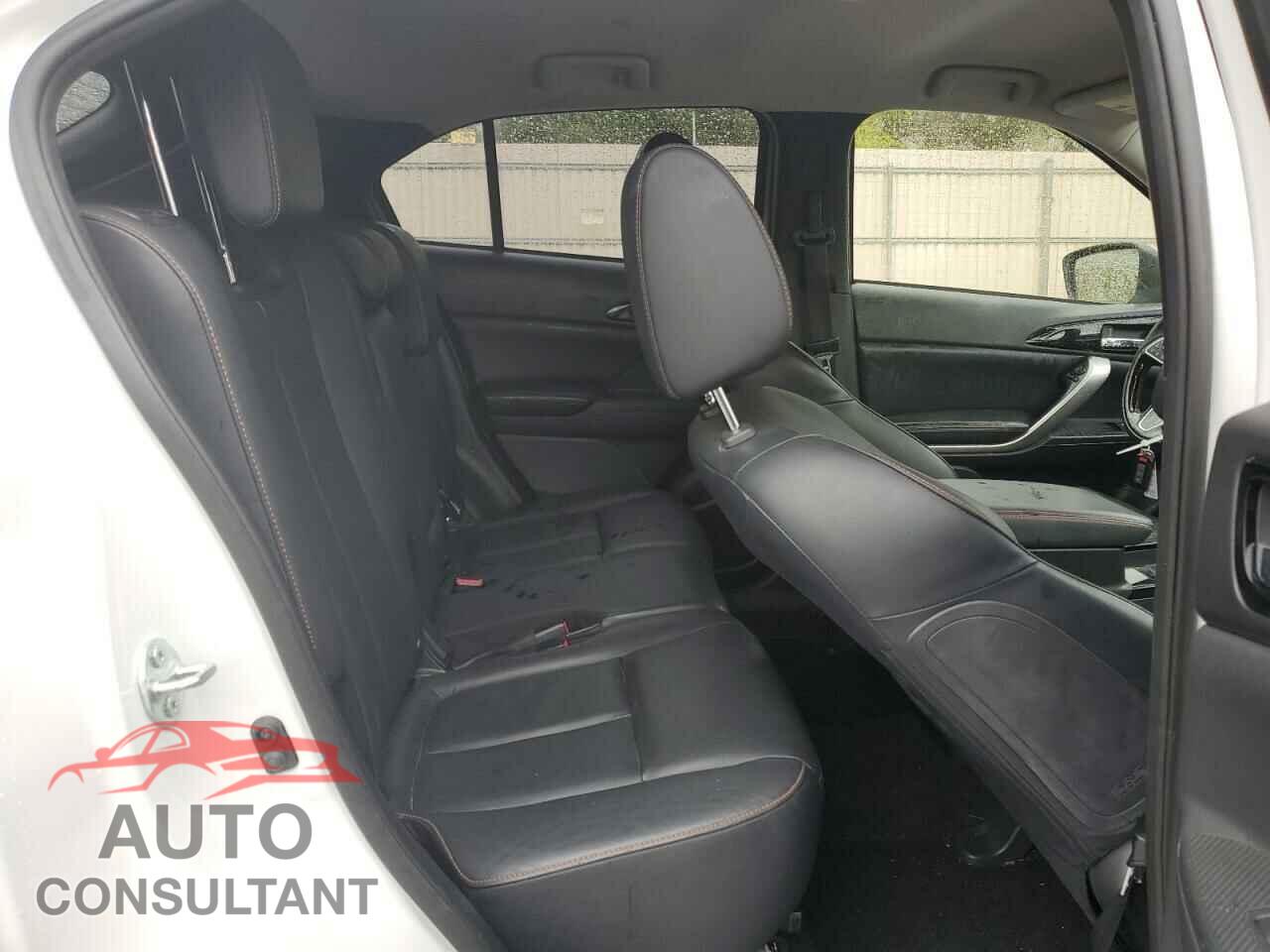 MITSUBISHI ECLIPSE 2018 - JA4AT5AA7JZ043886