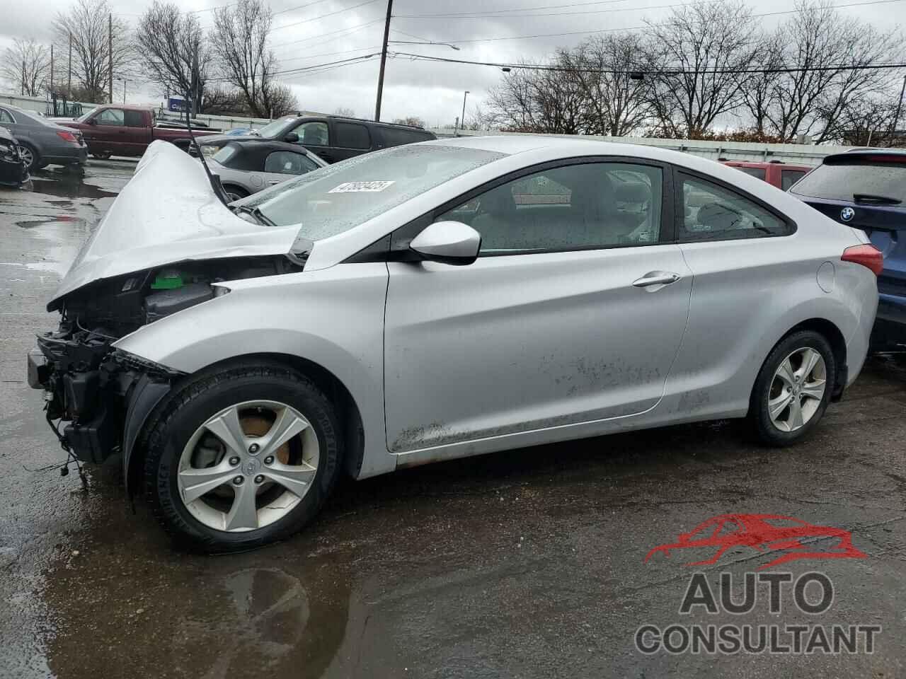 HYUNDAI ELANTRA 2013 - KMHDH6AE7DU008484