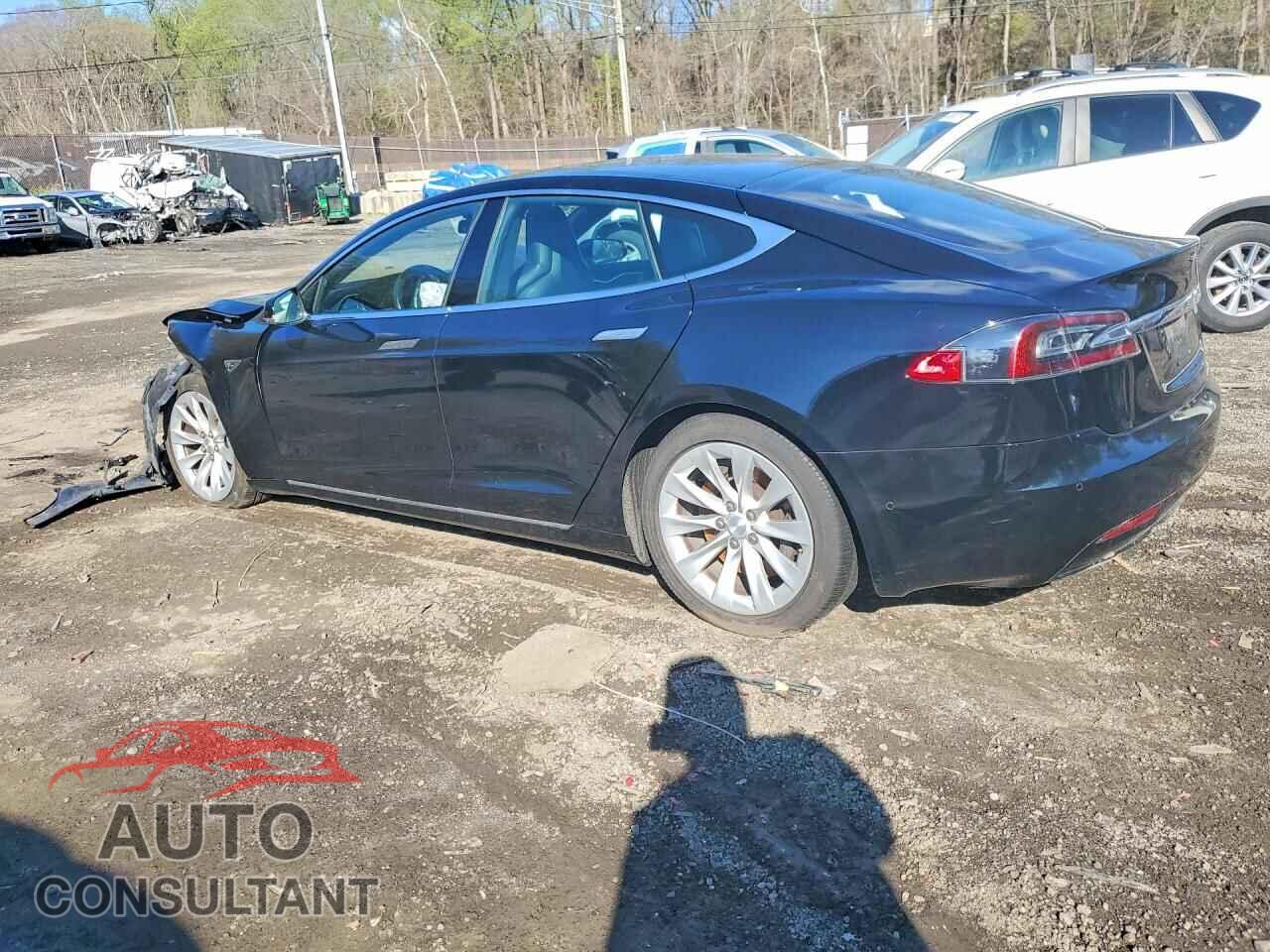 TESLA MODEL S 2016 - 5YJSA1E2XGF144589
