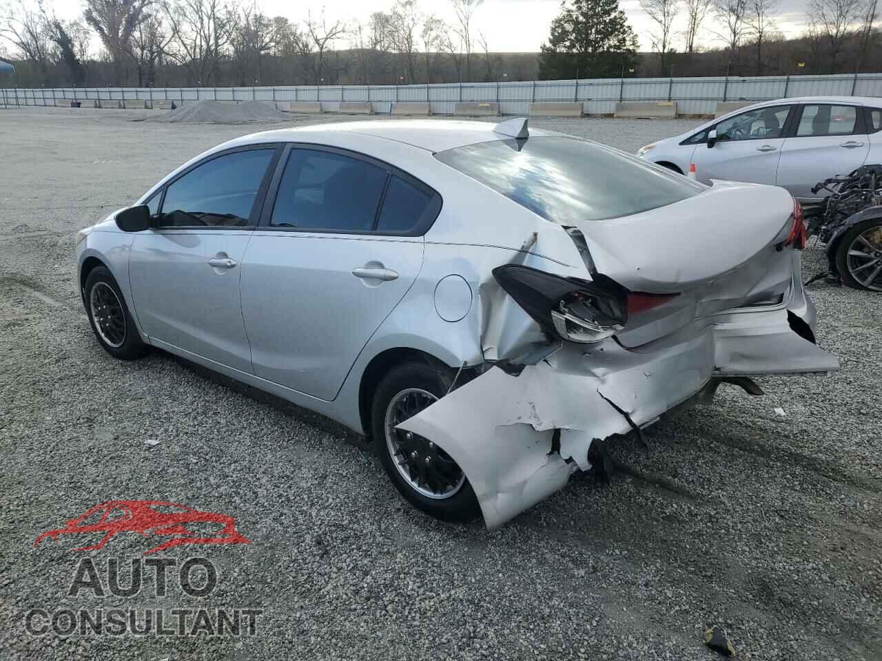 KIA FORTE 2017 - 3KPFK4A79HE045304