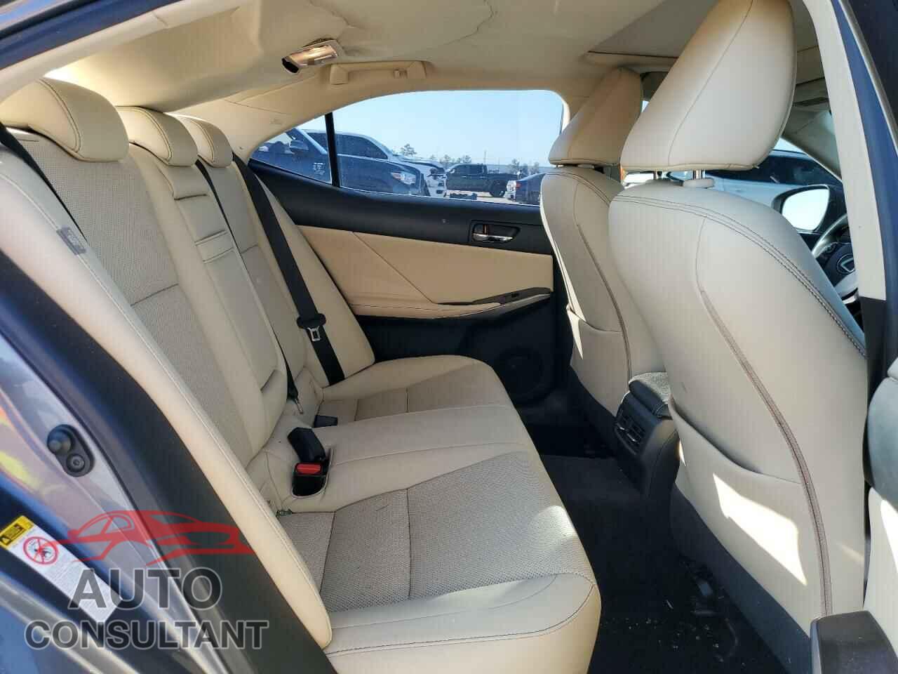 LEXUS IS 2014 - JTHBF1D2XE5037039