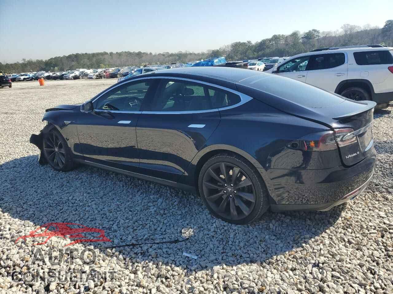TESLA MODEL S 2013 - 5YJSA1DP6DFP22583