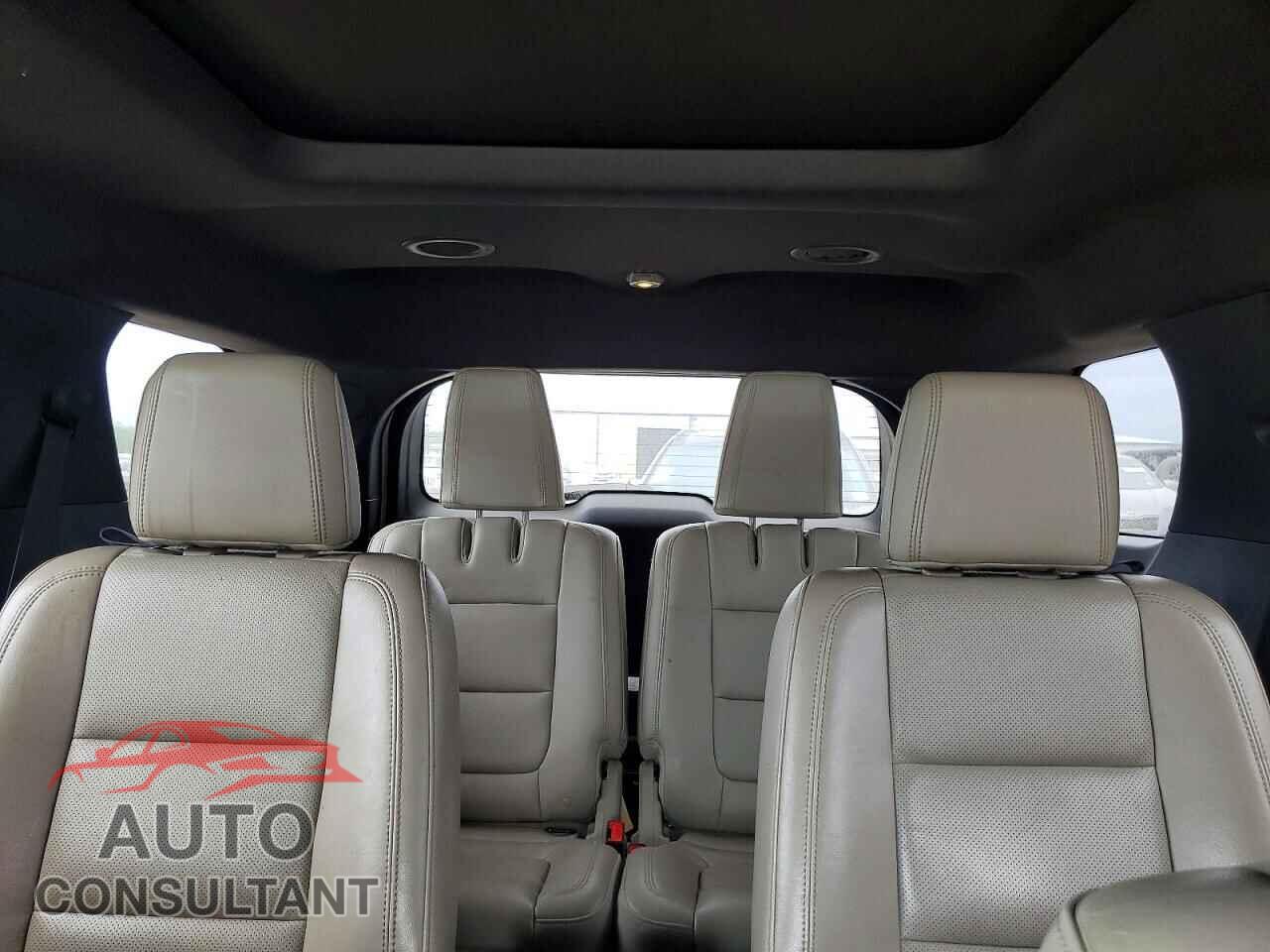 FORD EXPLORER 2011 - 1FMHK8F84BGA01442