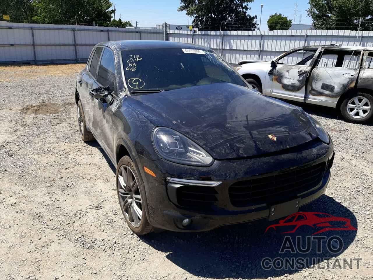 PORSCHE CAYENNE 2017 - WP1AE2A22HLA70111