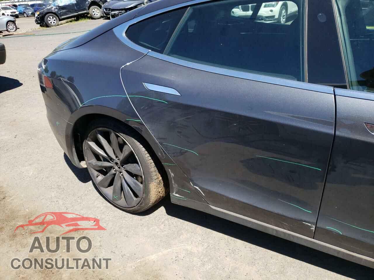 TESLA MODEL S 2017 - 5YJSA1E25HF190929