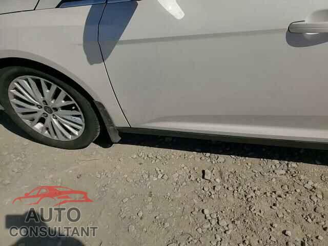 FORD FOCUS 2016 - 1FADP3J29GL220363