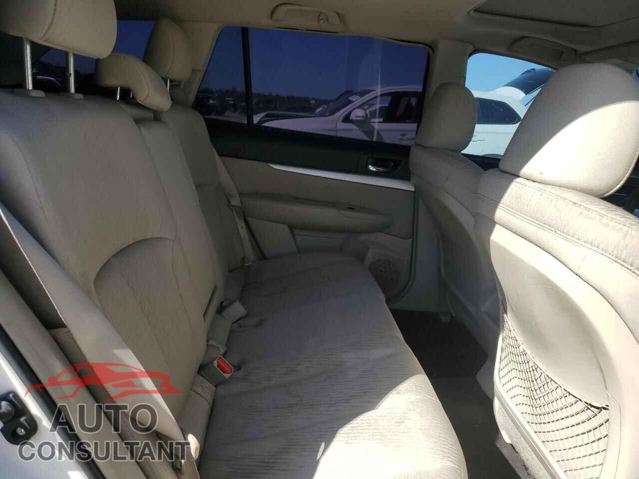 SUBARU OUTBACK 2011 - 4S4BRBGC2B3438462