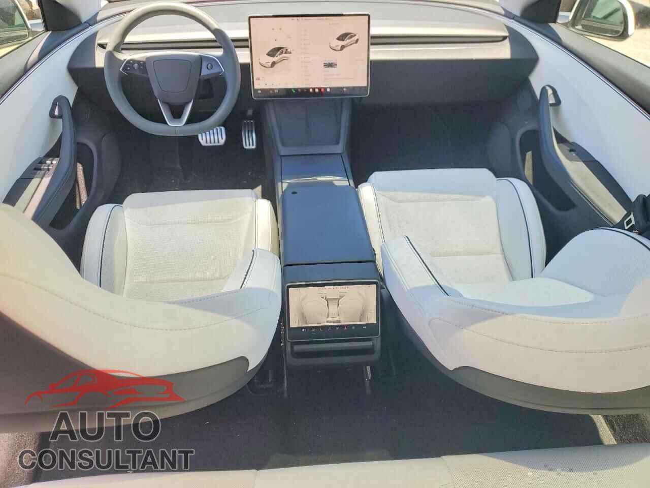 TESLA MODEL 3 2024 - 5YJ3E1ET7RF773909