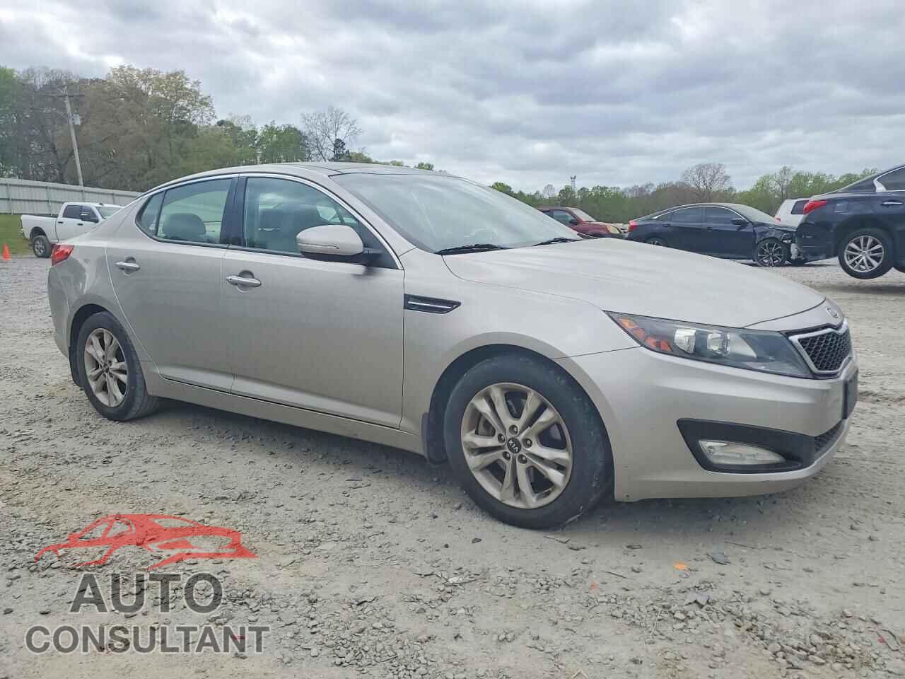 KIA OPTIMA 2011 - KNAGN4A64B5136063