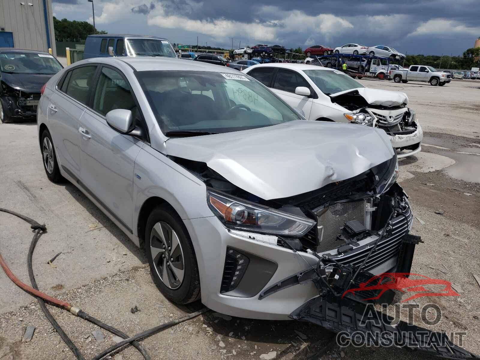 HYUNDAI IONIQ 2018 - KMHC75LC8JU096719