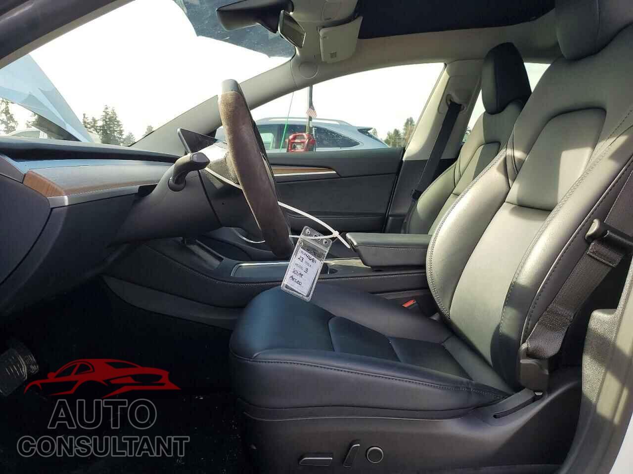 TESLA MODEL 3 2023 - 5YJ3E1EA5PF490517