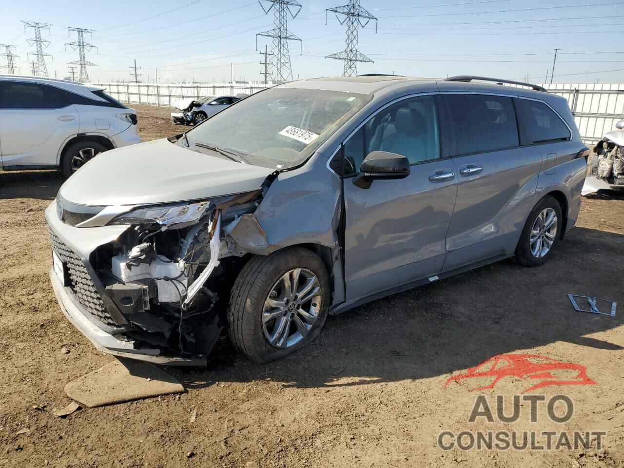 TOYOTA SIENNA 2023 - 5TDXSKFC9PS088477
