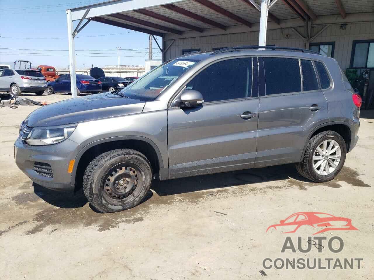 VOLKSWAGEN TIGUAN LIM 2018 - WVGAV7AX3JK006130