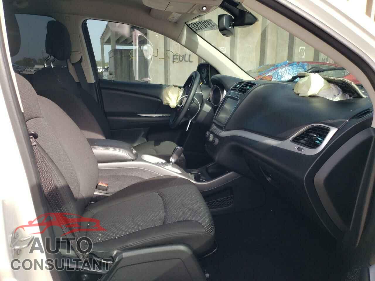 DODGE JOURNEY 2019 - 3C4PDCBB9KT871374