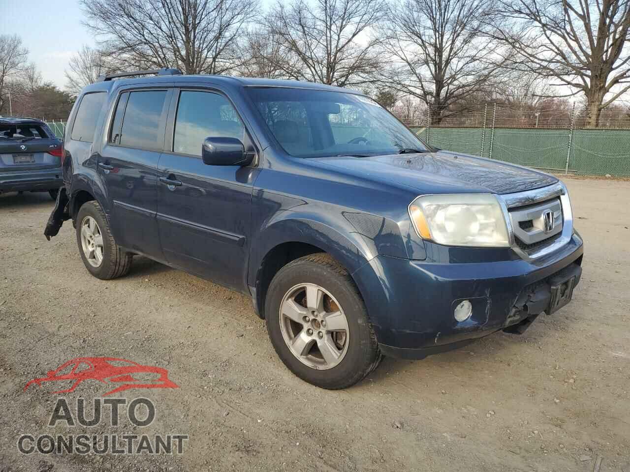 HONDA PILOT 2011 - 5FNYF4H59BB006425