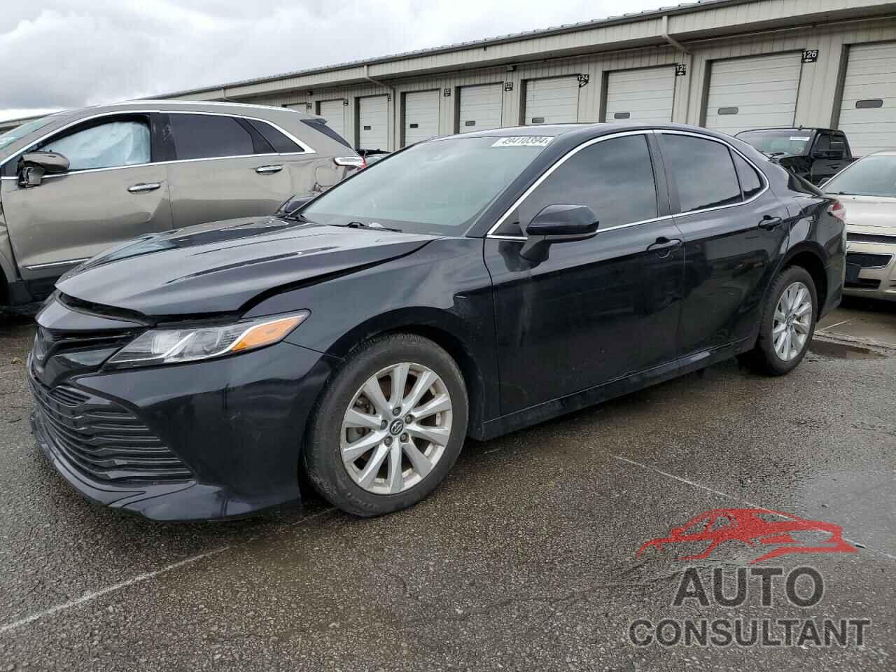 TOYOTA CAMRY 2018 - 4T1B11HK6JU036136