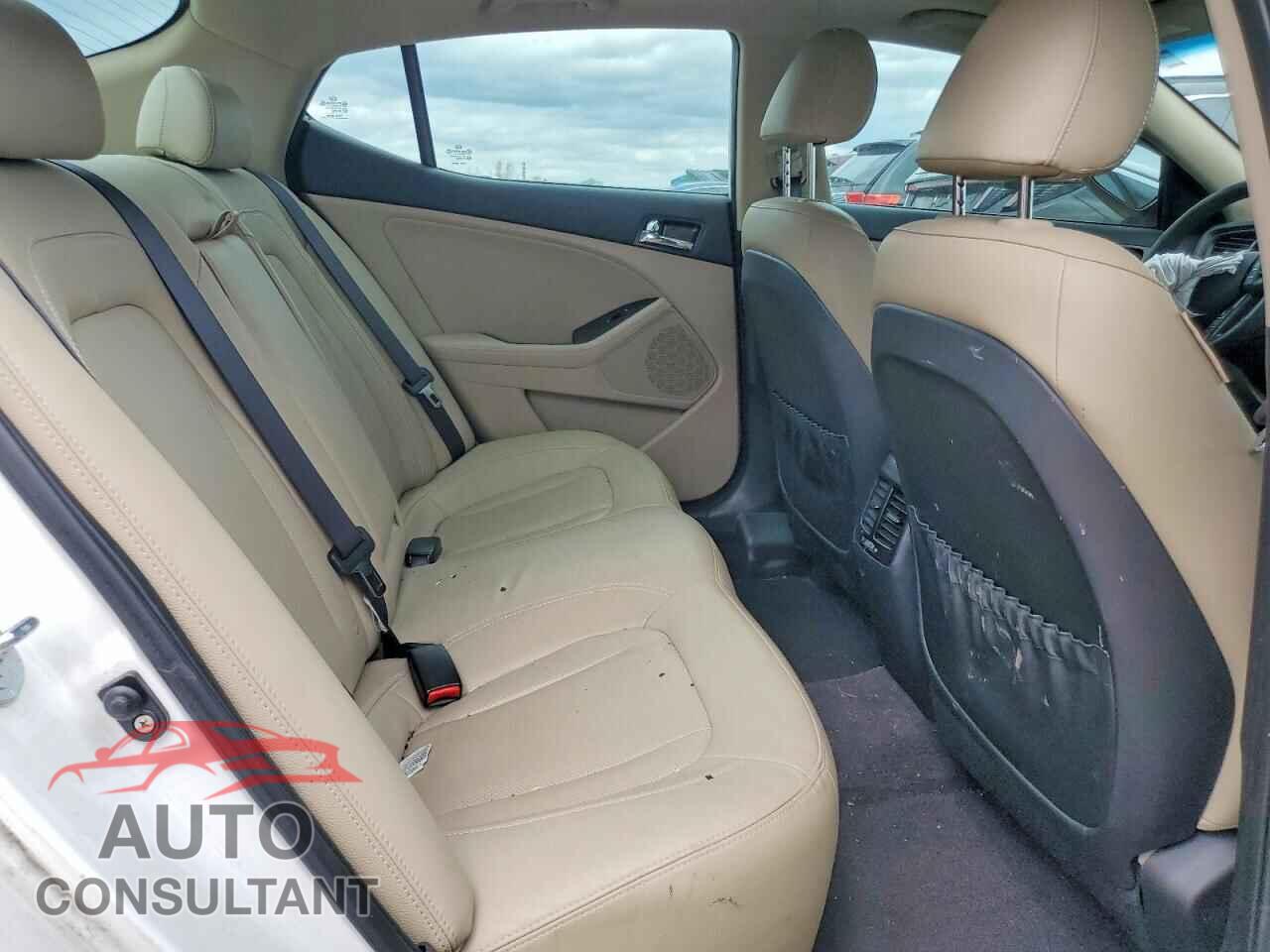 KIA OPTIMA 2011 - KNAGN4A73B5120218