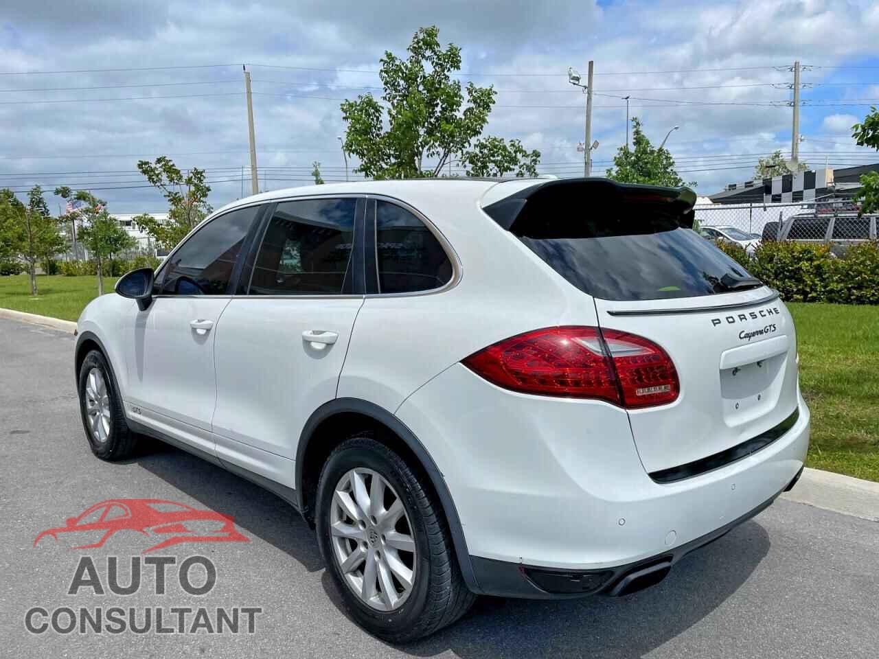 PORSCHE CAYENNE 2014 - WP1AA2A24ELA95373