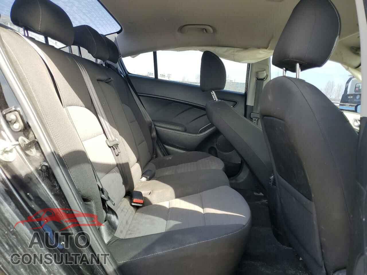 KIA FORTE 2017 - 3KPFL4A84HE071444