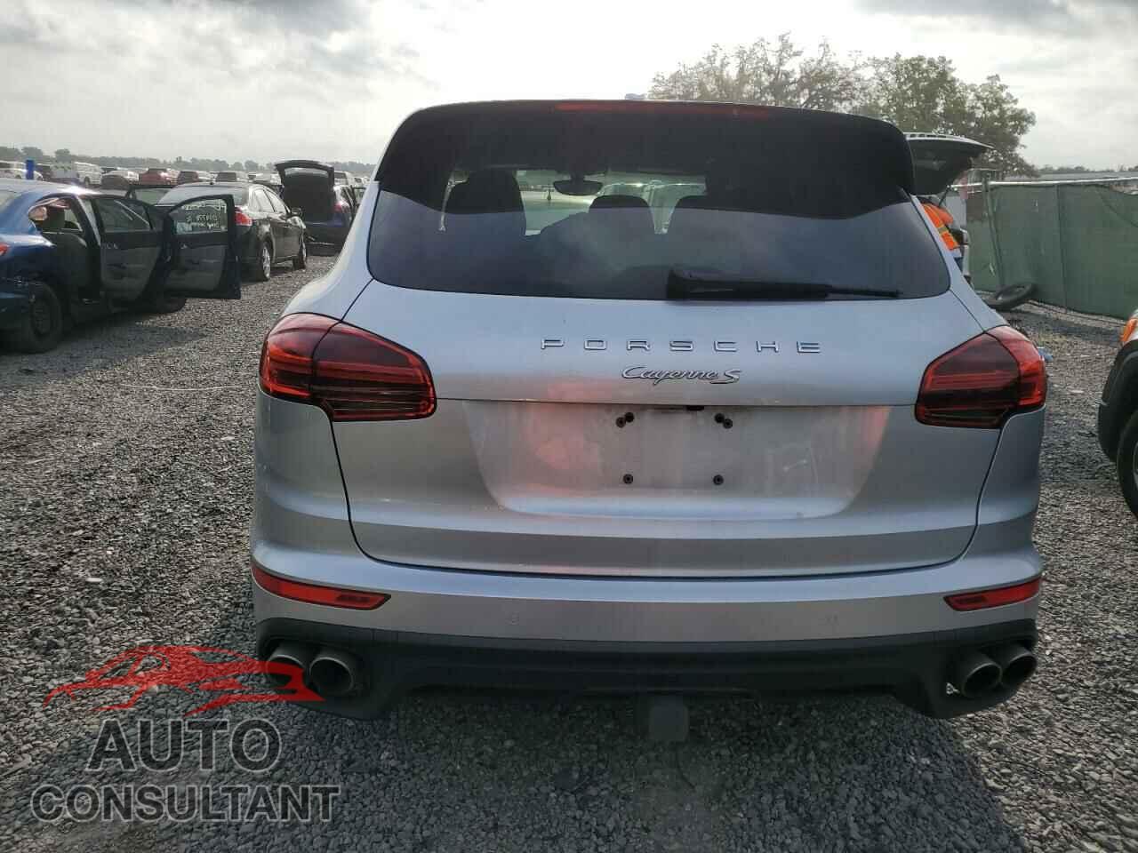 PORSCHE CAYENNE 2016 - WP1AB2A29GLA96731