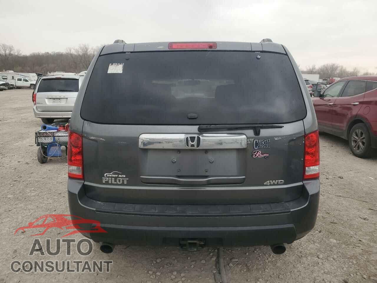 HONDA PILOT 2011 - 5FNYF4H62BB051134