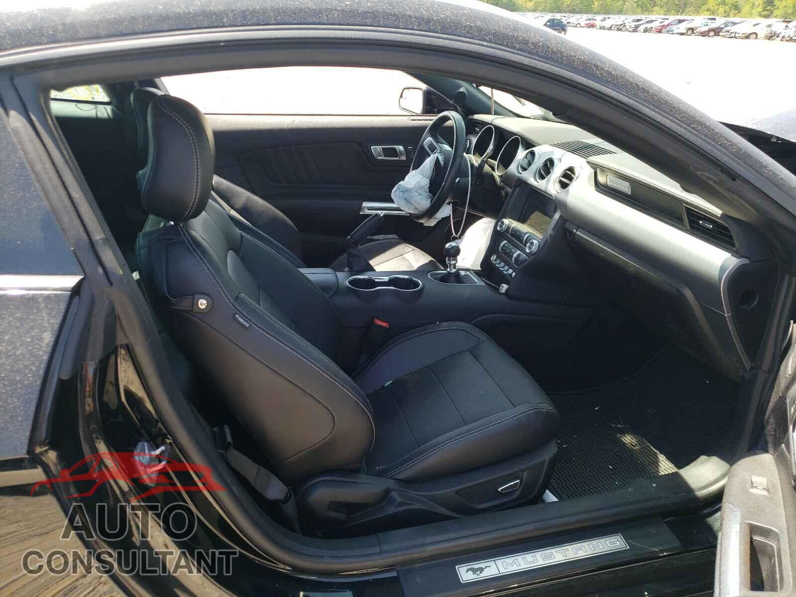 FORD MUSTANG 2019 - 1FA6P8CF4K5124658