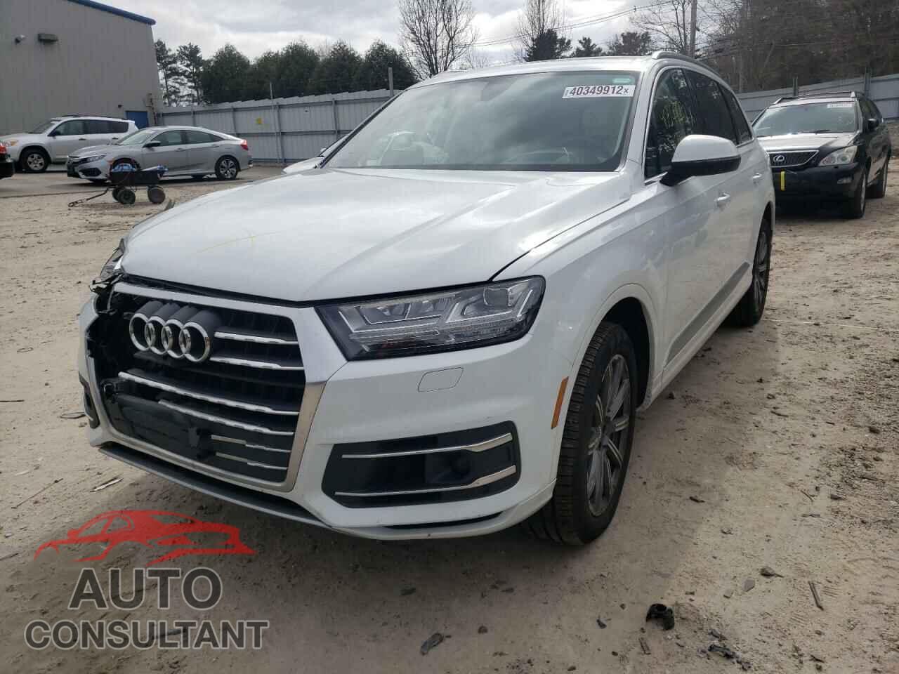 AUDI Q7 2018 - WA1VAAF75JD021430