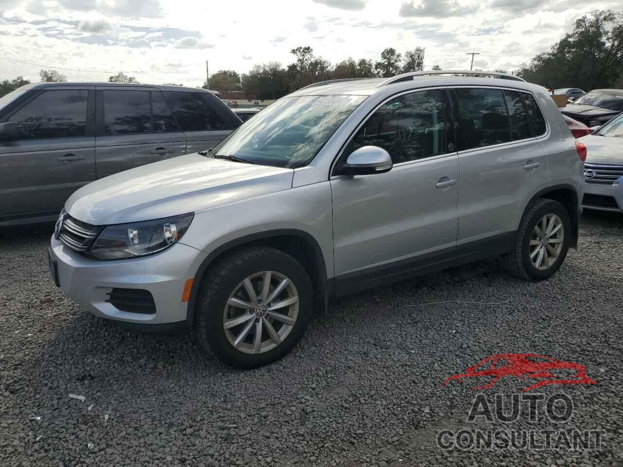 VOLKSWAGEN TIGUAN 2017 - WVGSV7AX9HW505201