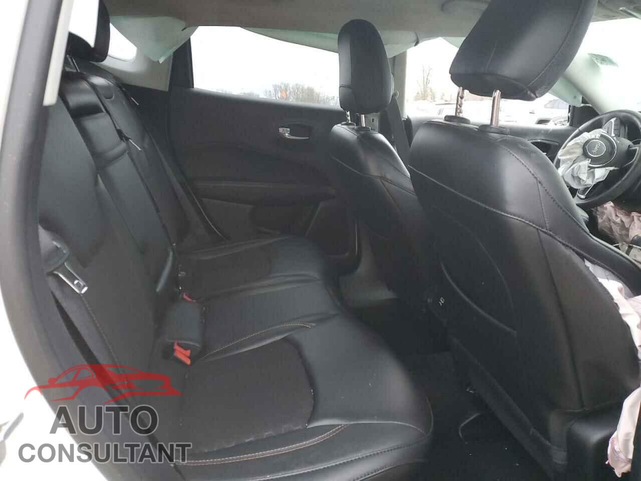 JEEP COMPASS 2018 - 3C4NJDBB1JT307710