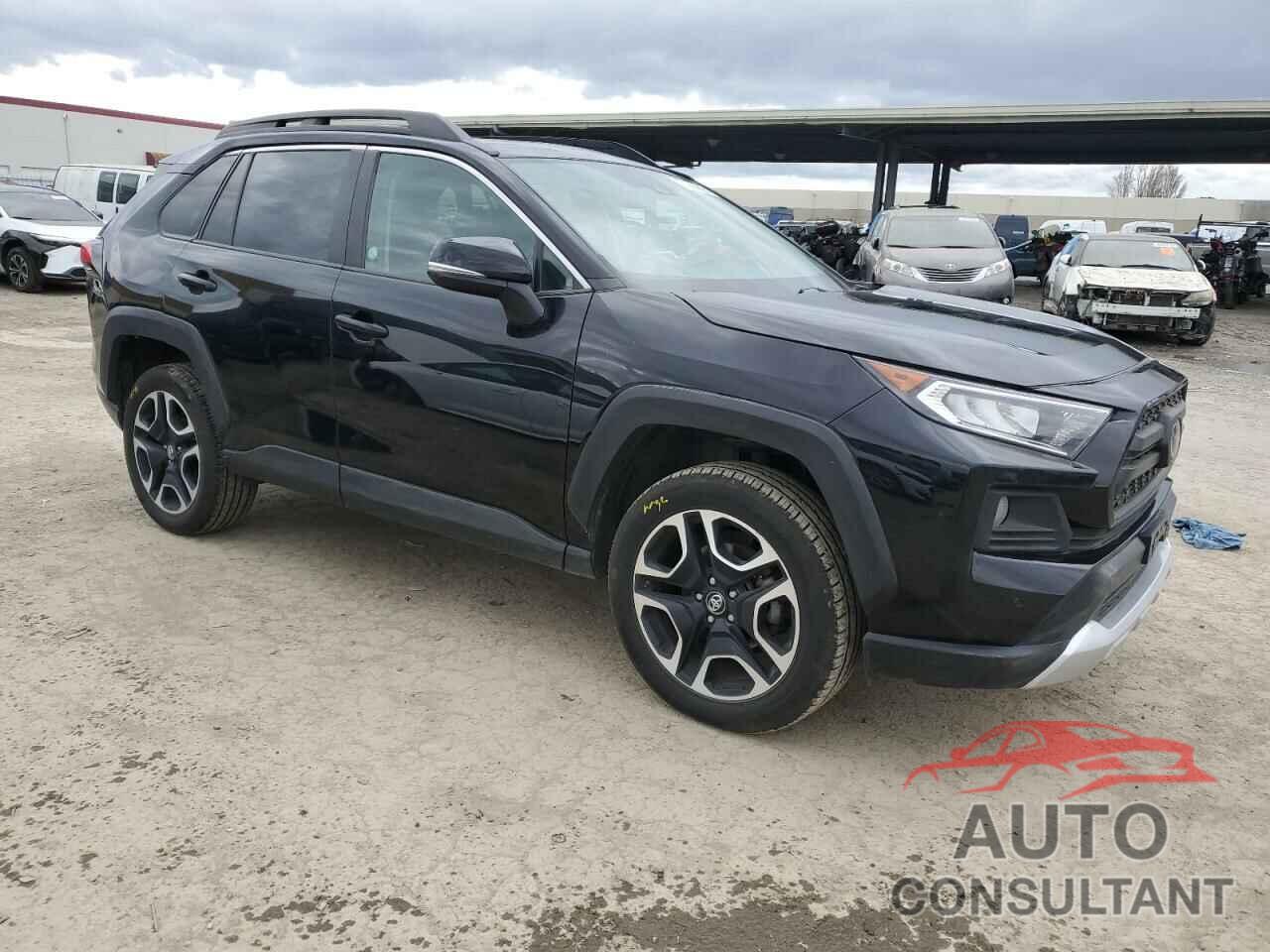 TOYOTA RAV4 2019 - 2T3J1RFV3KW003708