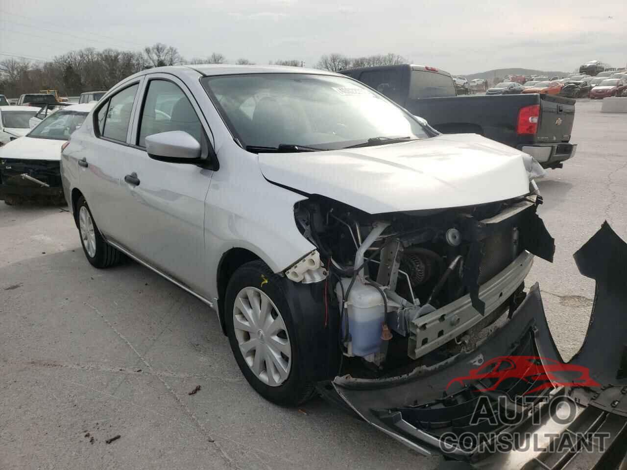 NISSAN VERSA 2017 - 3N1CN7AP7HL827692