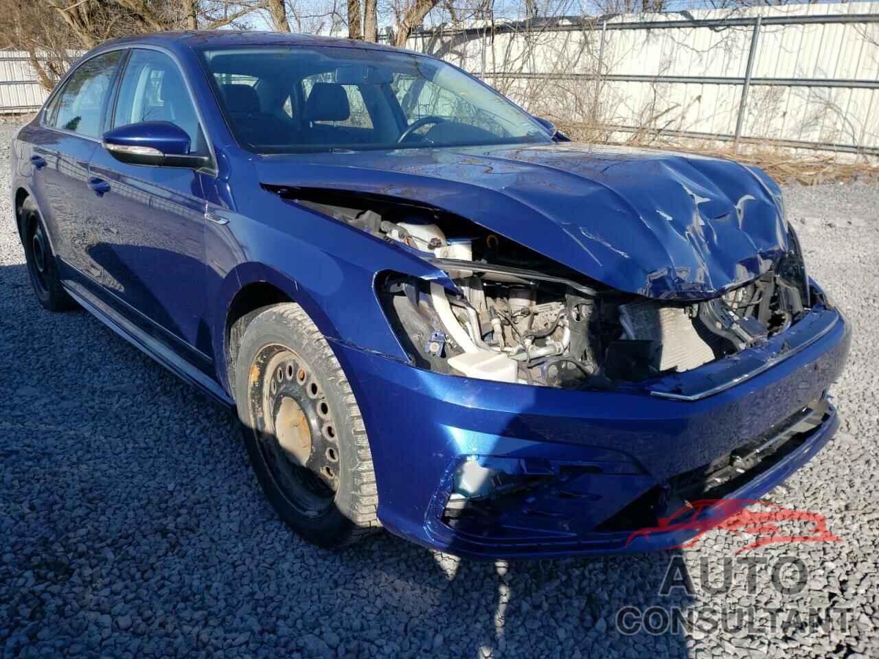 VOLKSWAGEN PASSAT 2017 - 1VWDT7A32HC009266
