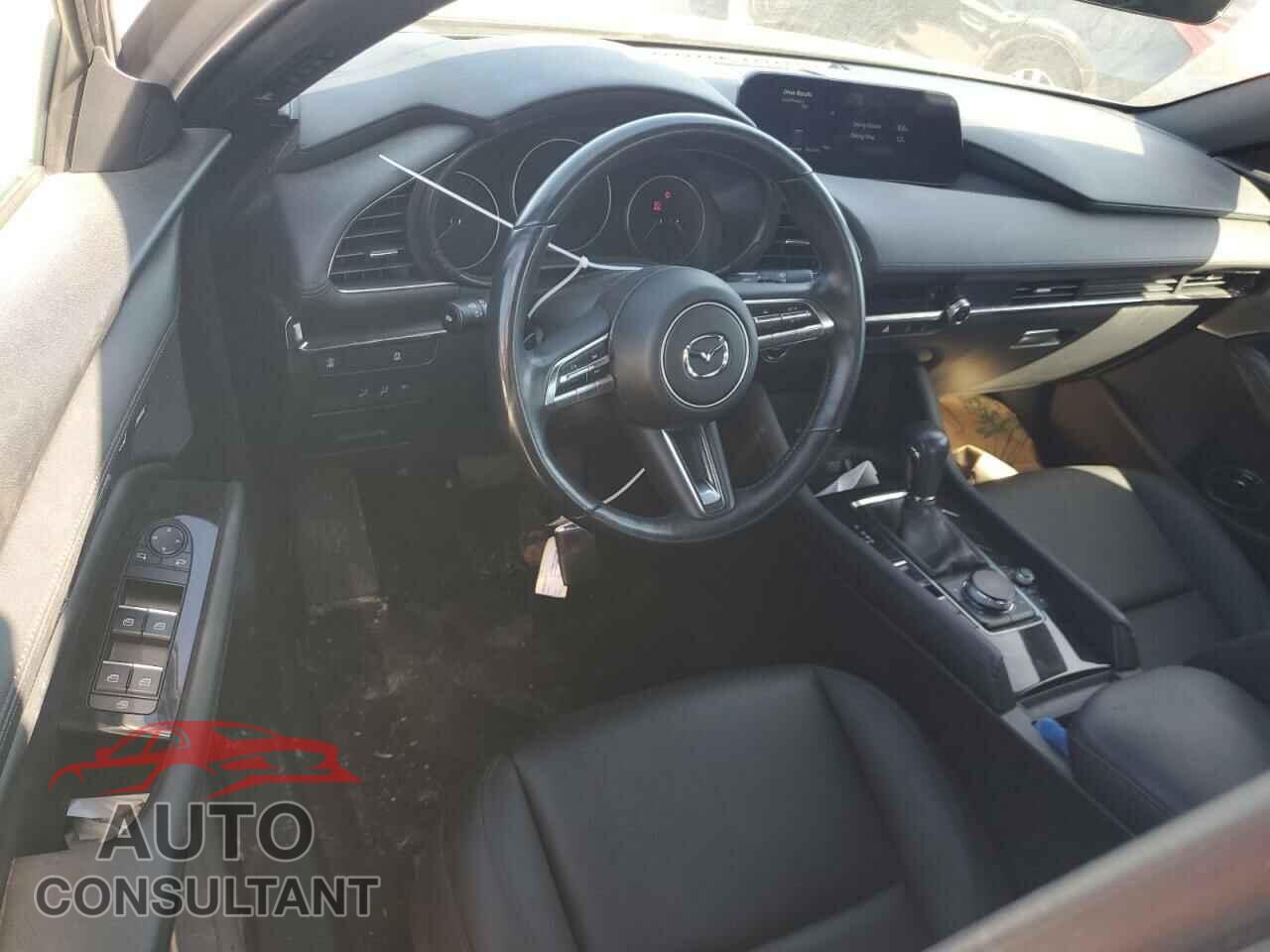MAZDA 3 2023 - JM1BPBJY9P1603571
