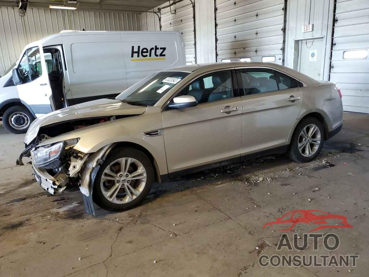 FORD TAURUS 2017 - 1FAHP2E80HG139952