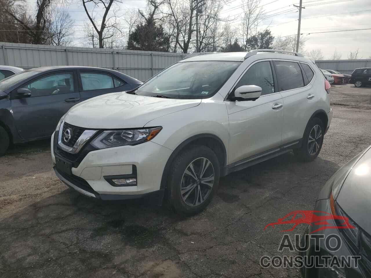 NISSAN ROGUE 2017 - 5N1AT2MV8HC766657