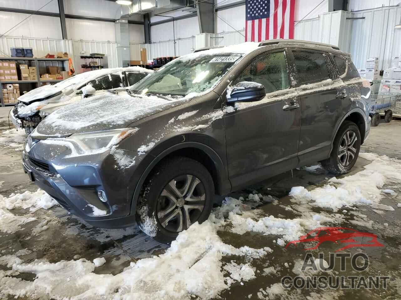 TOYOTA RAV4 2017 - JTMZFREV7HJ139613
