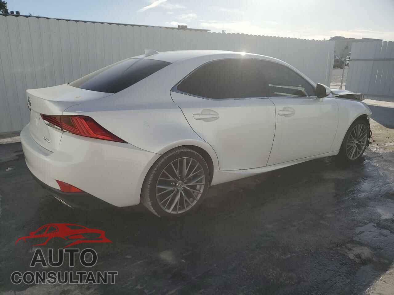 LEXUS IS 2017 - JTHBA1D20H5039773