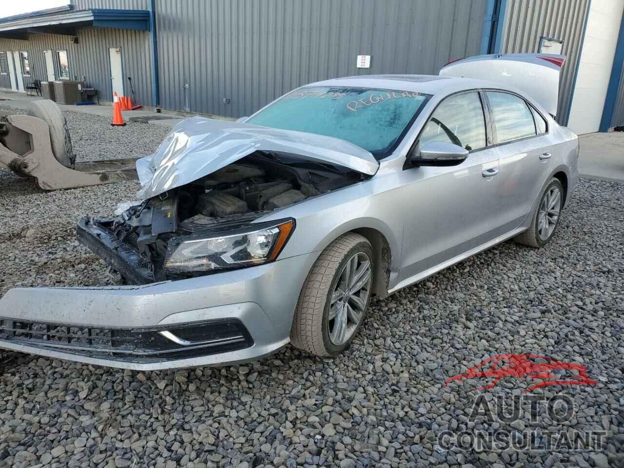 VOLKSWAGEN PASSAT 2019 - 1VWLA7A39KC001884