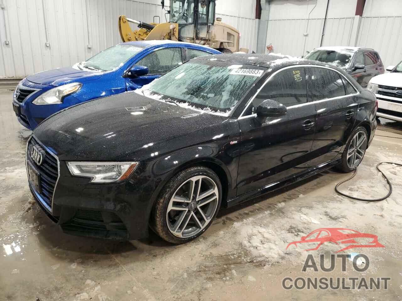 AUDI A3 2017 - WAUJ8GFF8H1014443