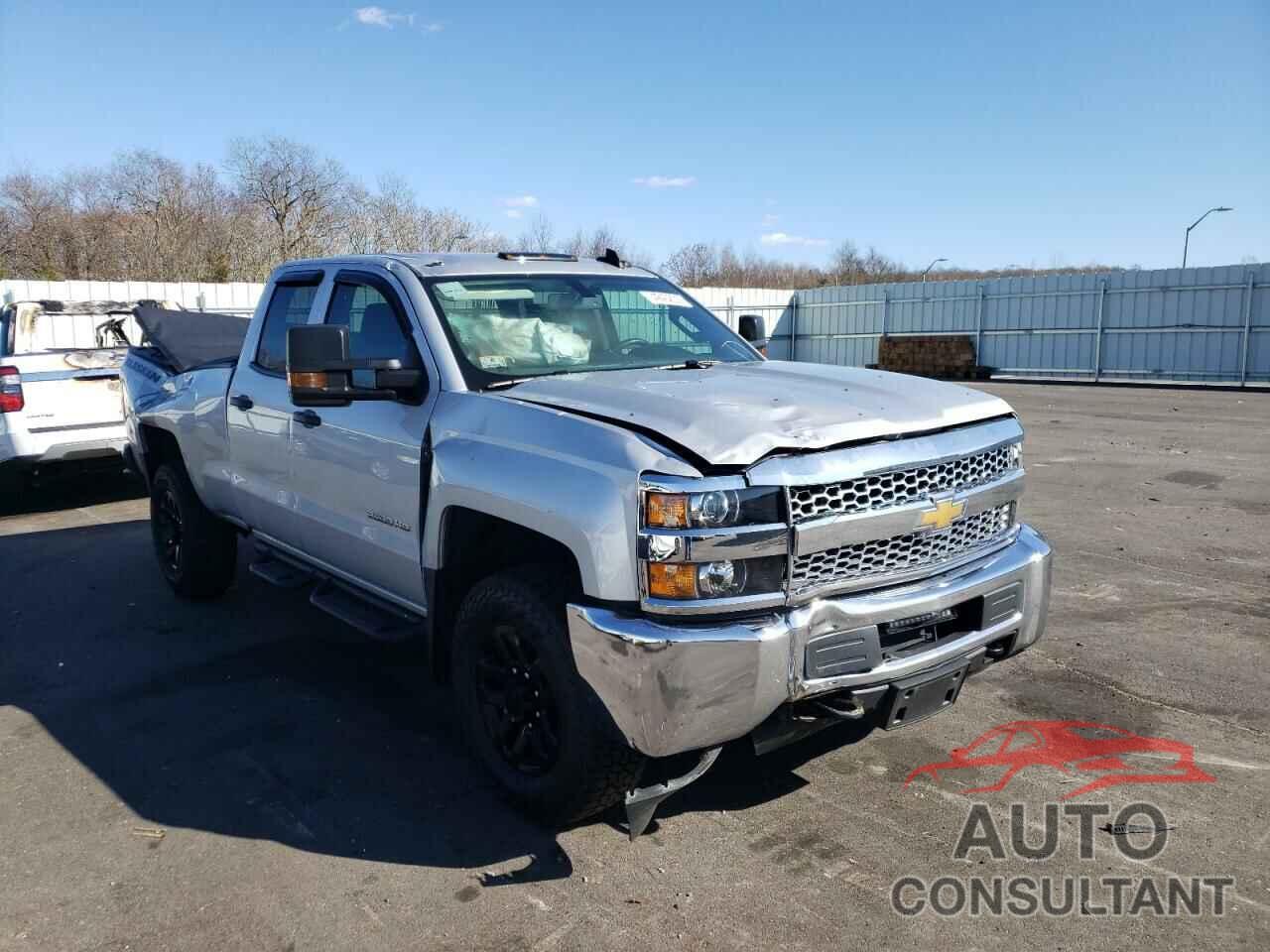 CHEVROLET SILVERADO 2019 - 2GC2KREG6K1221266