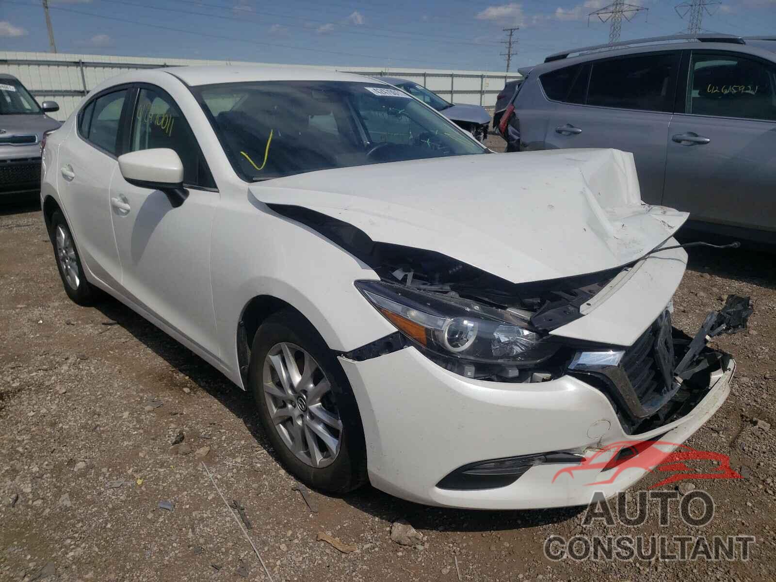 MAZDA 3 2018 - 3MZBN1U73JM250108