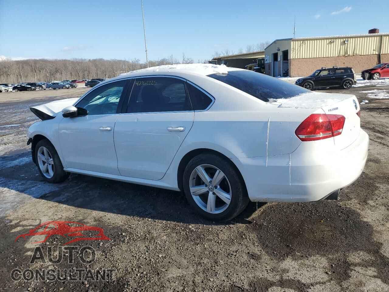 VOLKSWAGEN PASSAT 2012 - 1VWBN7A37CC022881